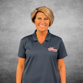 Staff member Michelle Lease from ID_9721f1ea7a5d