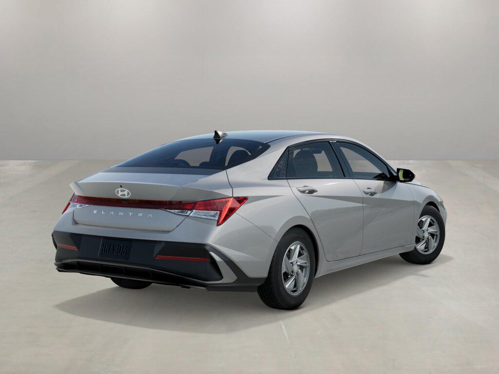 New 2026 Hyundai Elantra SE Sedan