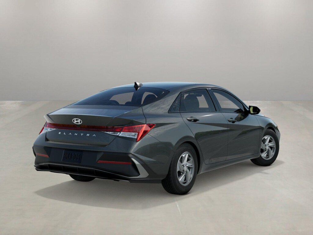 New 2026 Hyundai Elantra SE Sedan
