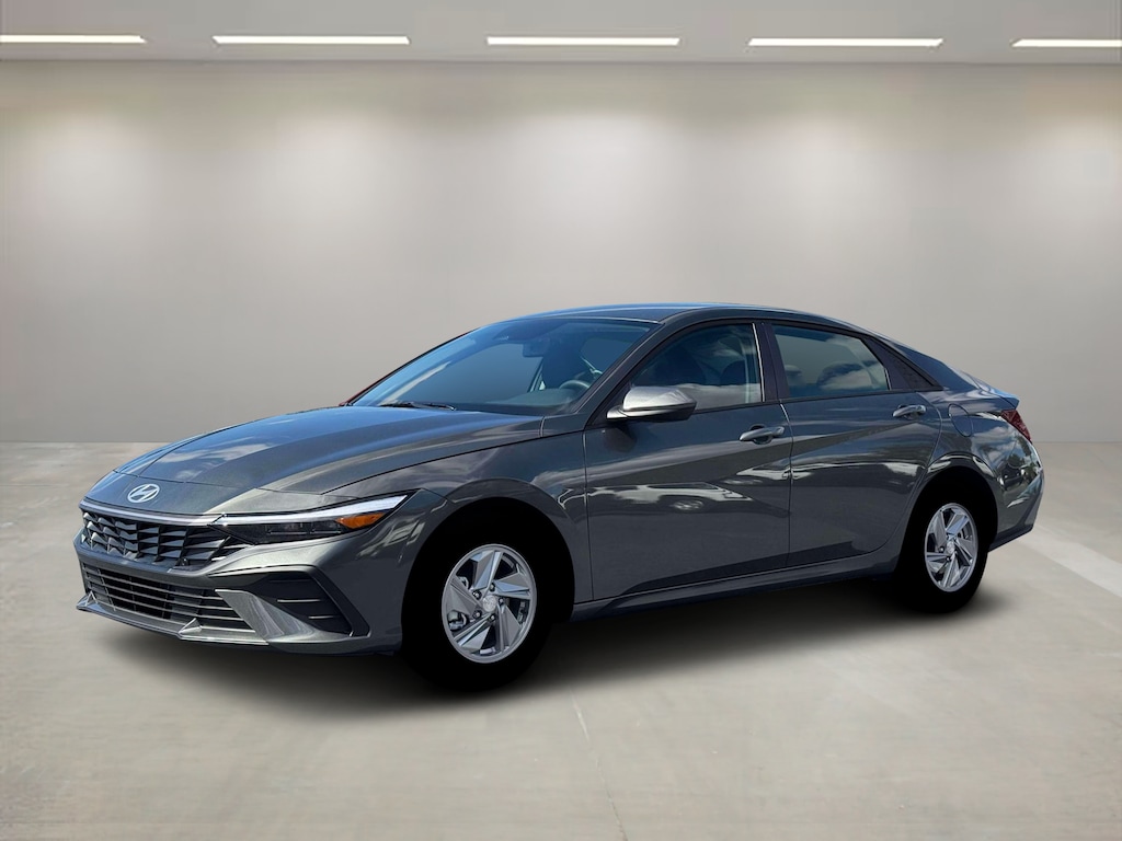 New 2026 Hyundai Elantra SE Sedan