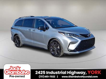 2022 Toyota Sienna XSE 7 Passenger Van Passenger Van