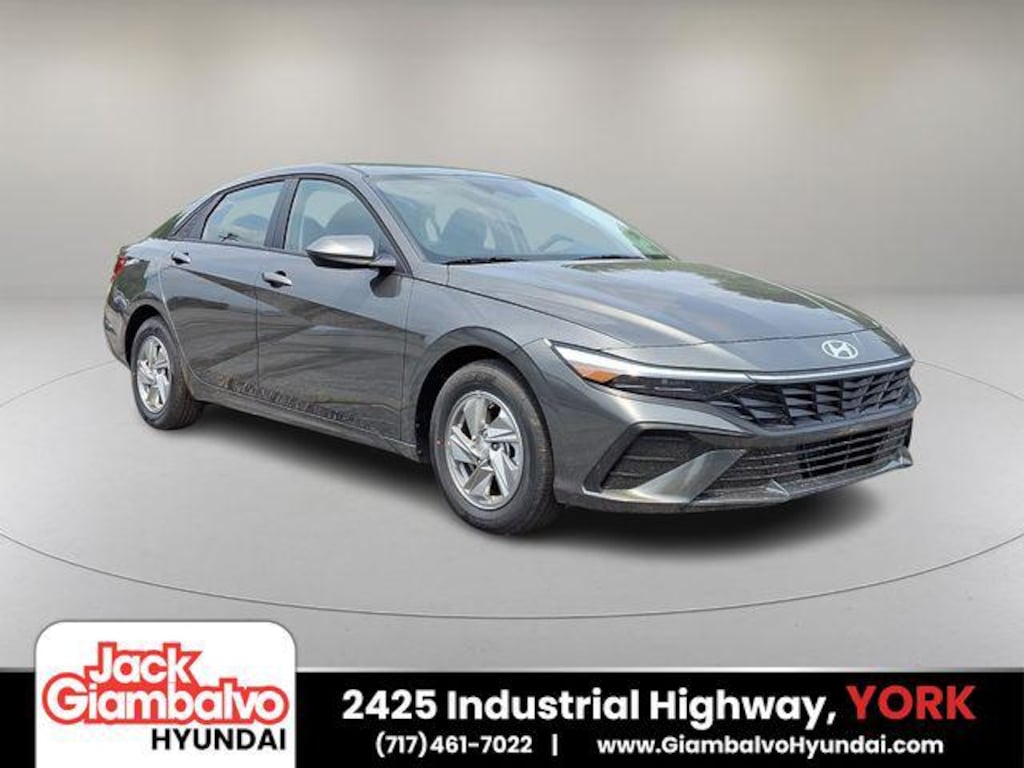 New 2026 Hyundai Elantra SE Sedan