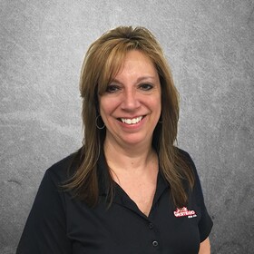 Staff member Patricia Schilling from ID_9721f1ea7a5d