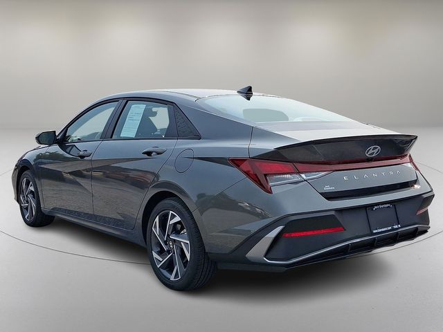 2025 Hyundai Elantra SEL - Photo 7