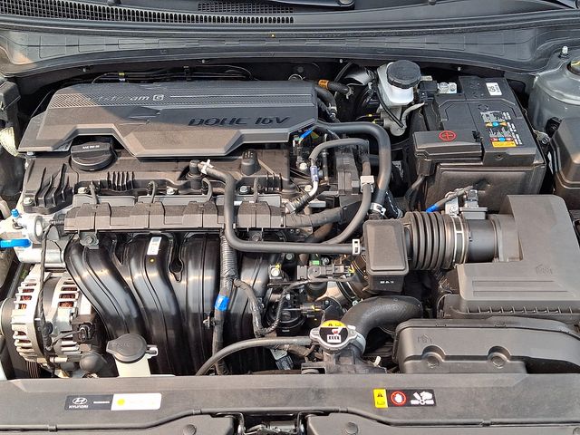 2025 Hyundai Elantra SEL - Photo 28