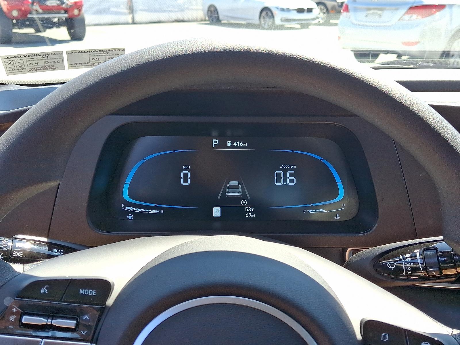 2025 Hyundai Elantra SE - Photo 16