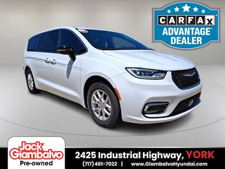2025 Chrysler Pacifica Select Van Passenger Van