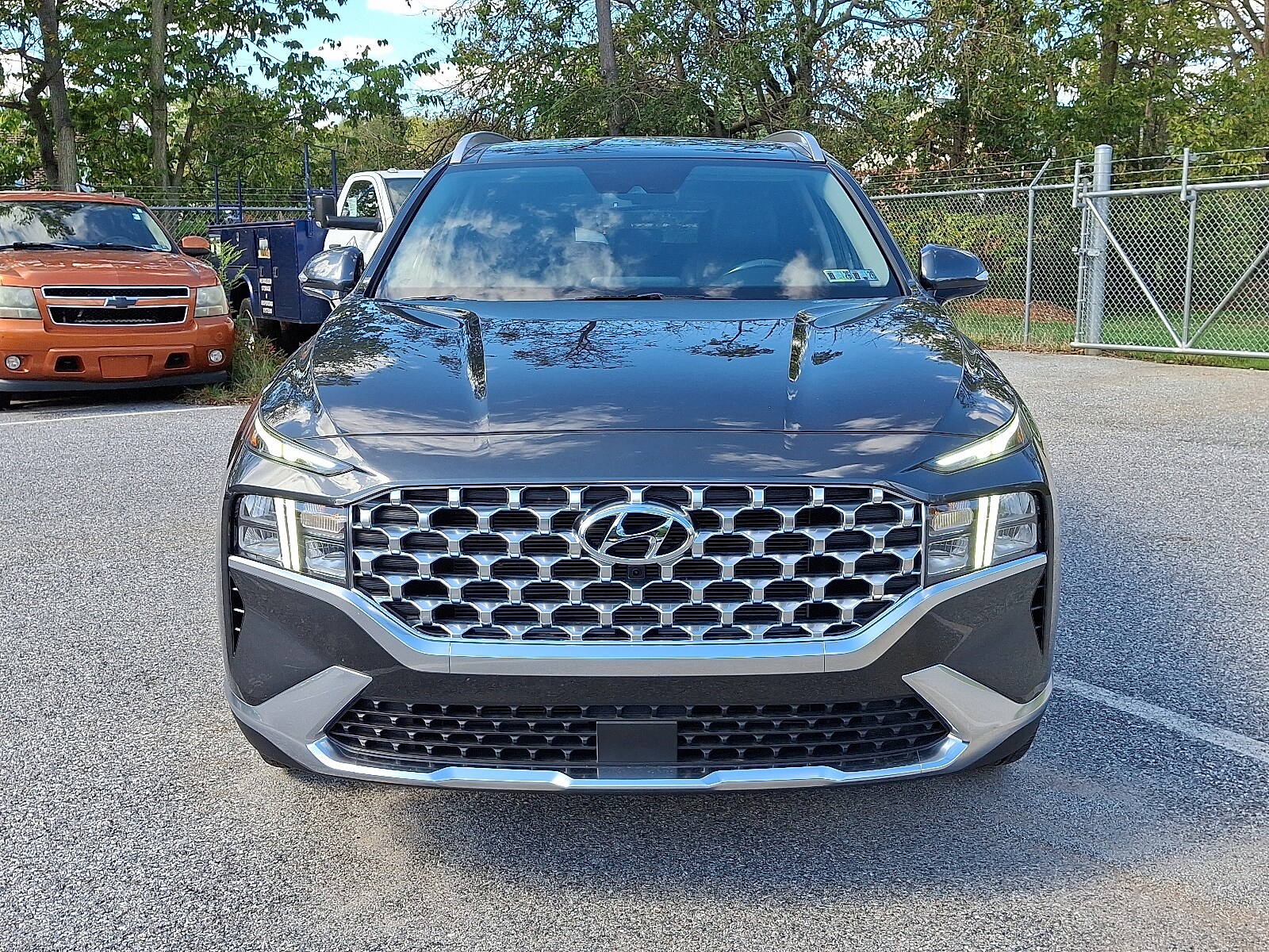 2023 Hyundai Santa Fe SEL Premium photo 2