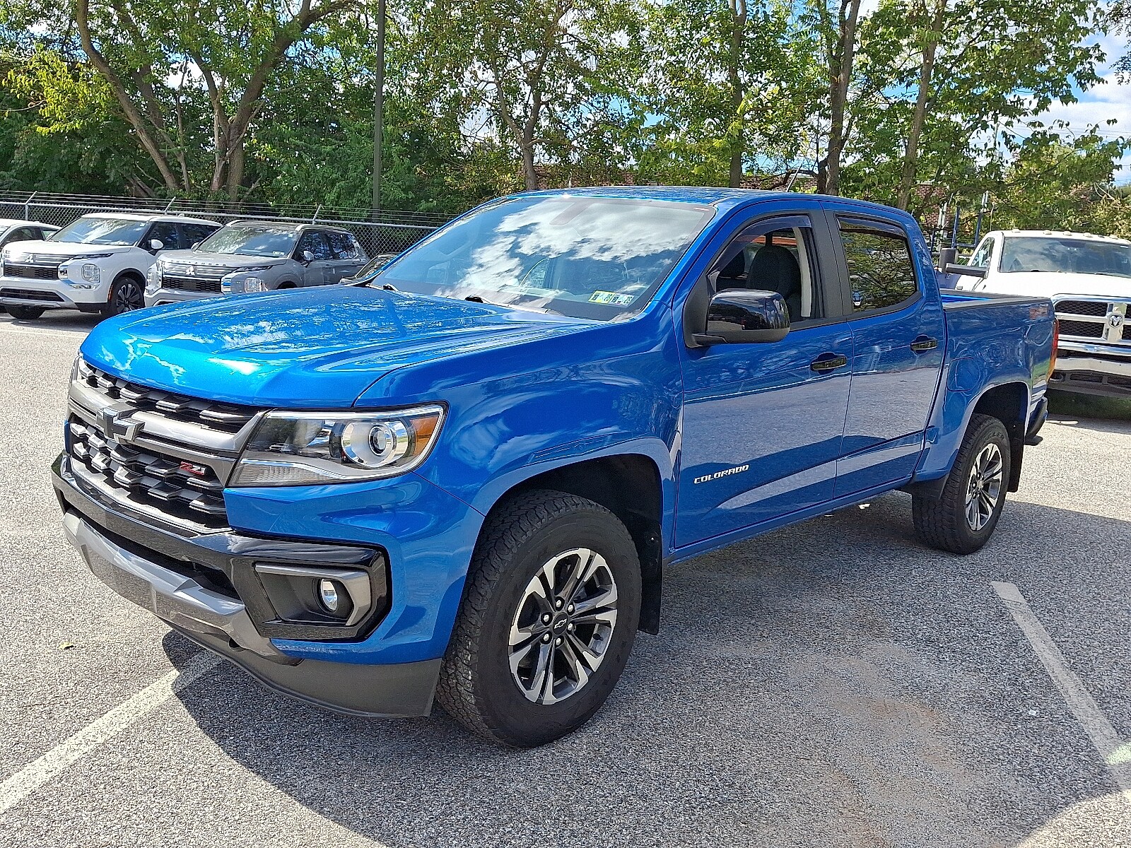 2022 Chevrolet Colorado Z71 photo 3