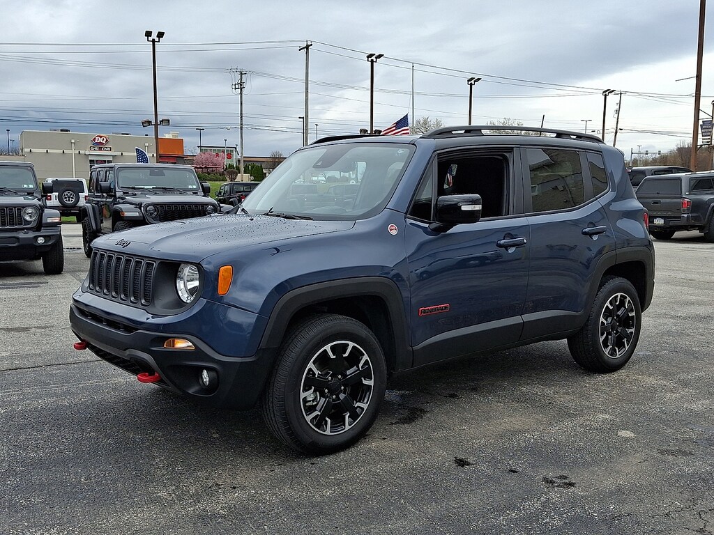 Used 2023 Jeep Renegade Trailhawk SUV