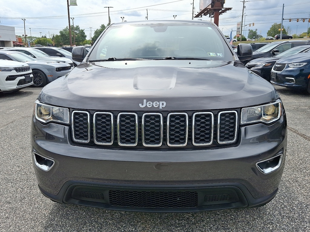 Used 2021 Jeep Grand Cherokee Laredo SUV
