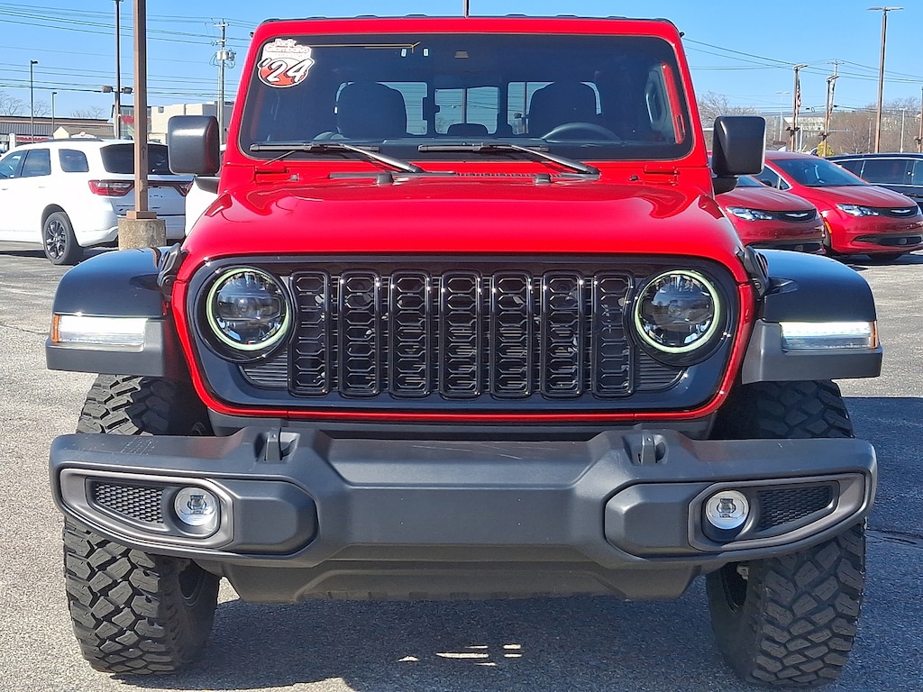 Used 2024 Jeep Gladiator Sport Truck Crew Cab
