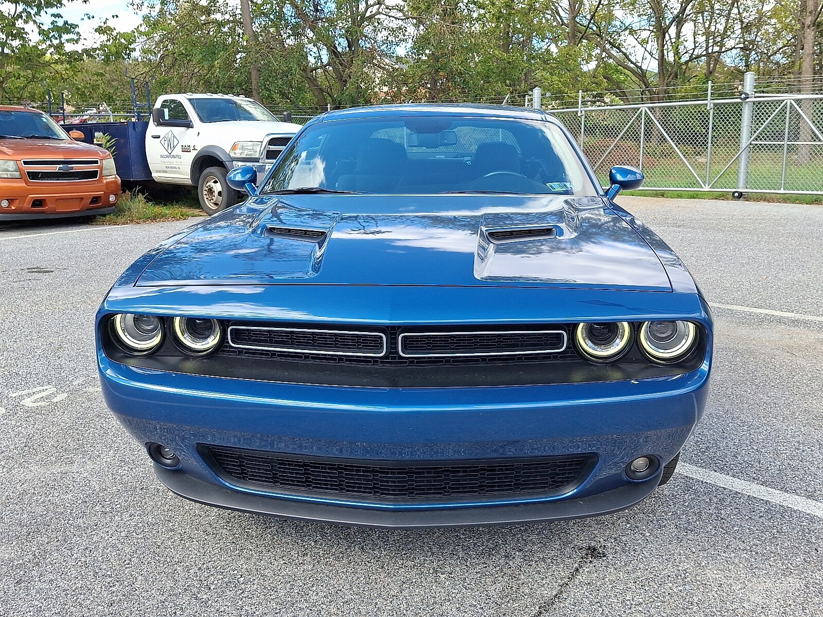 2020 Dodge Challenger SXT AWD photo 2