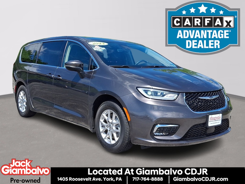 Used 2023 Chrysler Pacifica Touring L Van Passenger Van