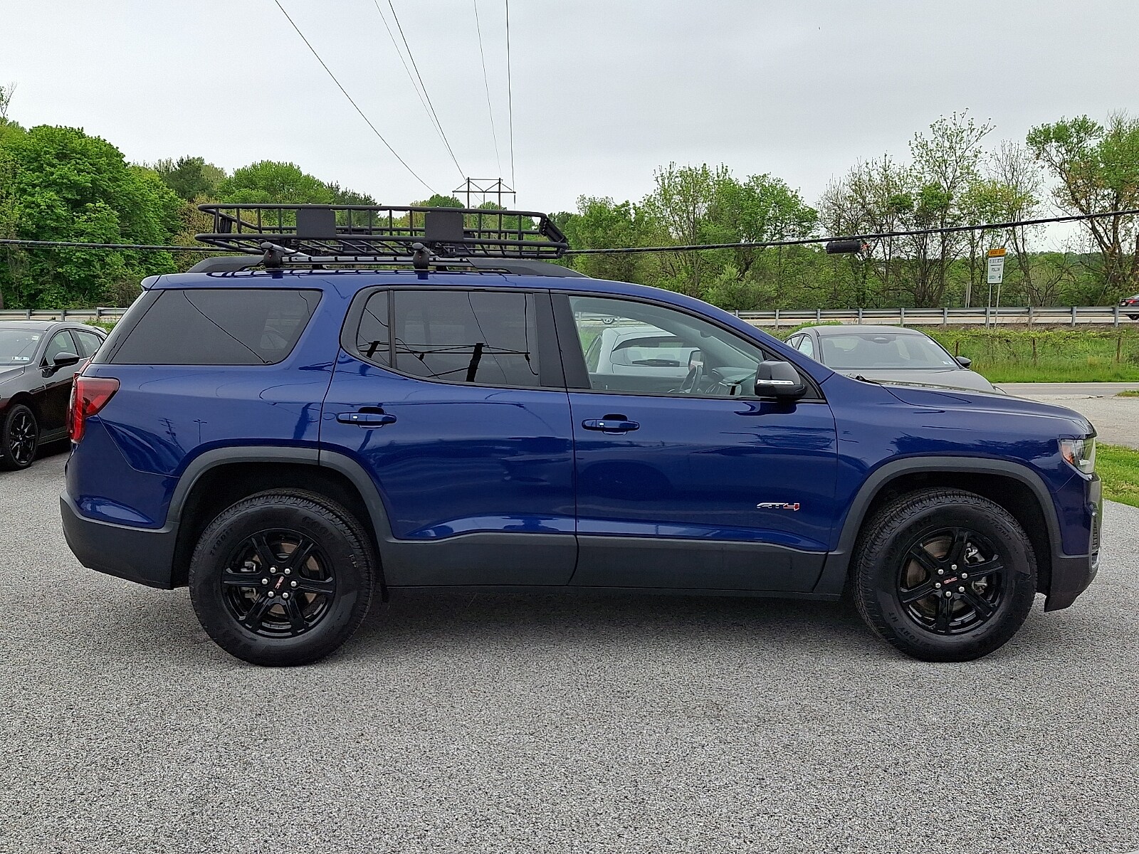 2023 GMC Acadia AT4 - Photo 9