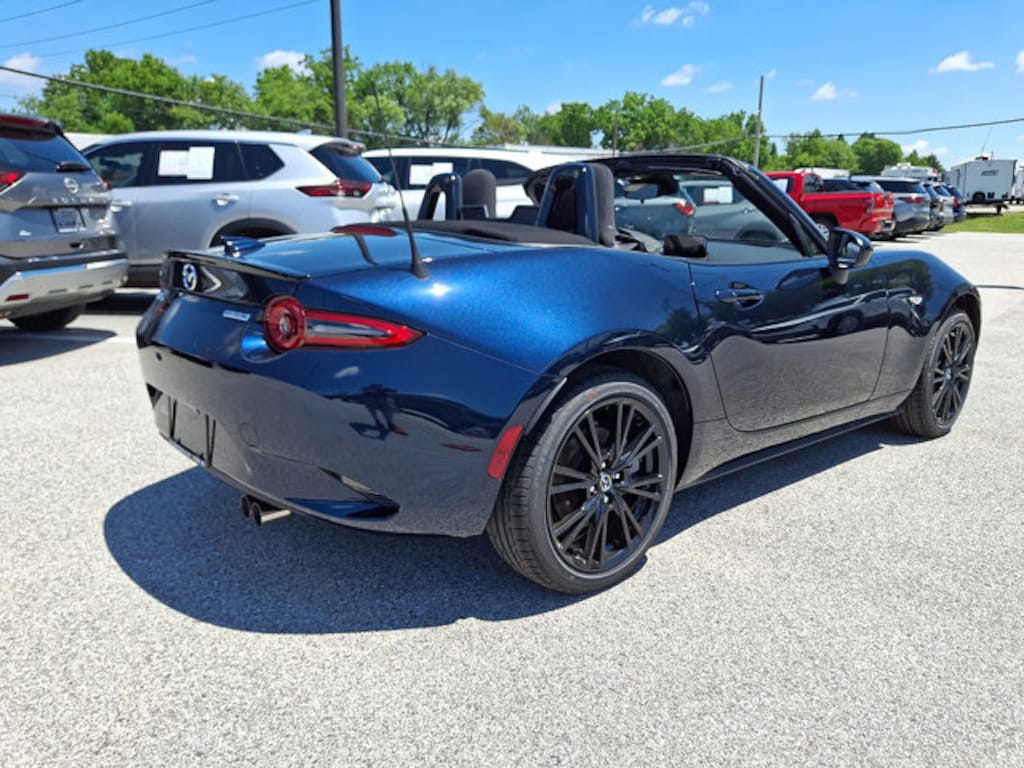 New 2026 Mazda MX-5 MIATA Club CONVERTIBLE