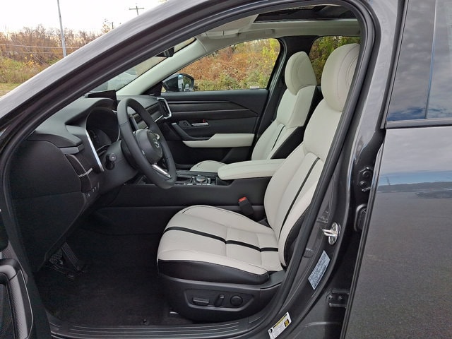 2026 Mazda CX-50 Premium - Photo 13