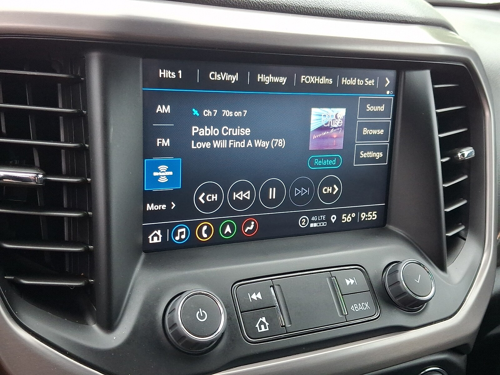 2023 GMC Acadia AT4 - Photo 18