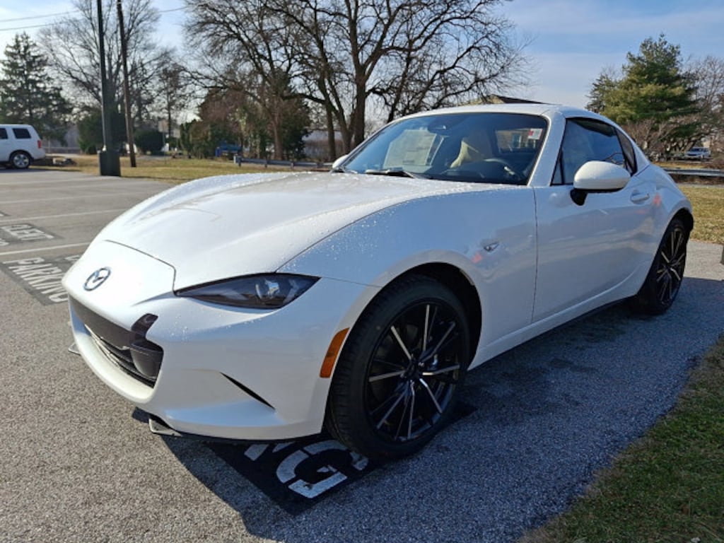 New 2025 Mazda MX-5 Miata RF Grand Touring CONVERTIBLE