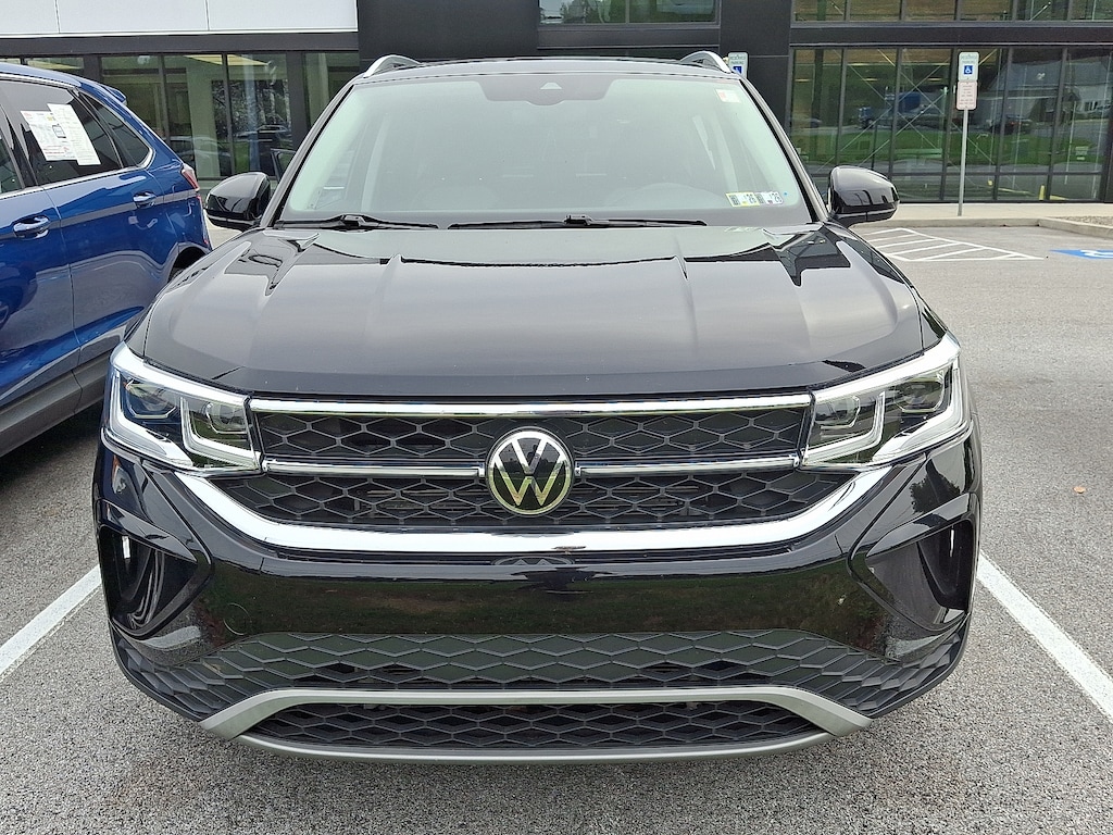 Used 2022 Volkswagen Taos 1.5T SEL Sport Utility