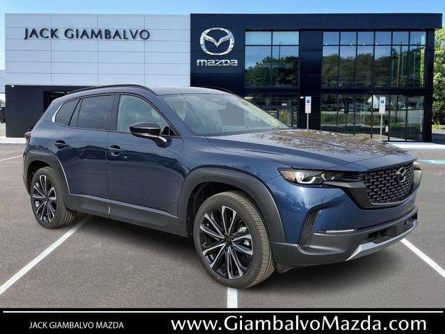 2026 Mazda CX-50 Premium Plus's photo