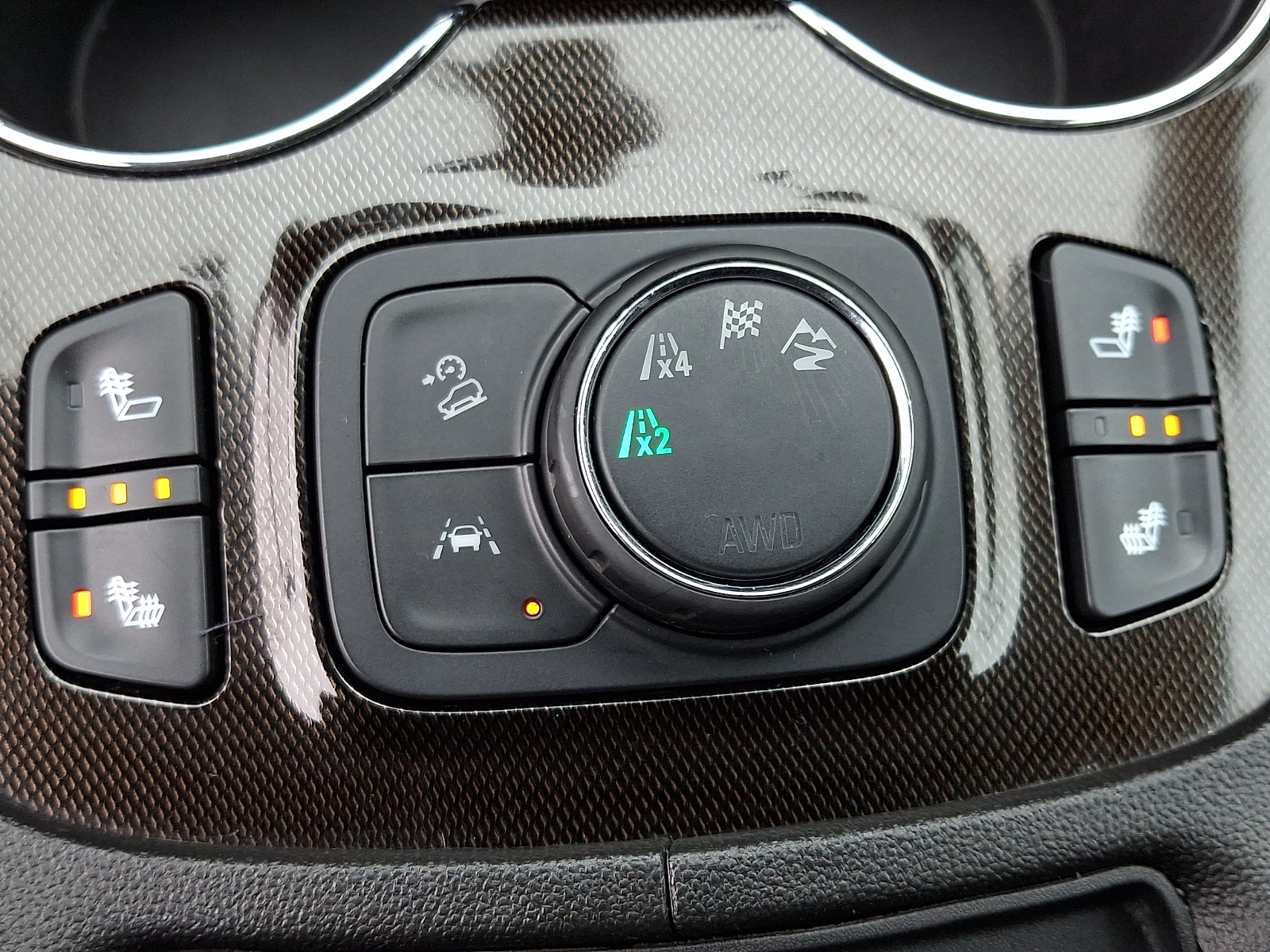 2023 GMC Acadia AT4 - Photo 27