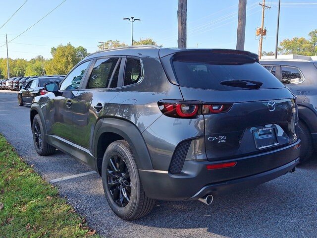2025 Mazda CX-50 2.5 Select photo 3