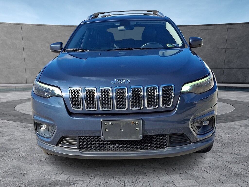 Used 2019 Jeep Cherokee Latitude Plus 4x4 Sport Utility