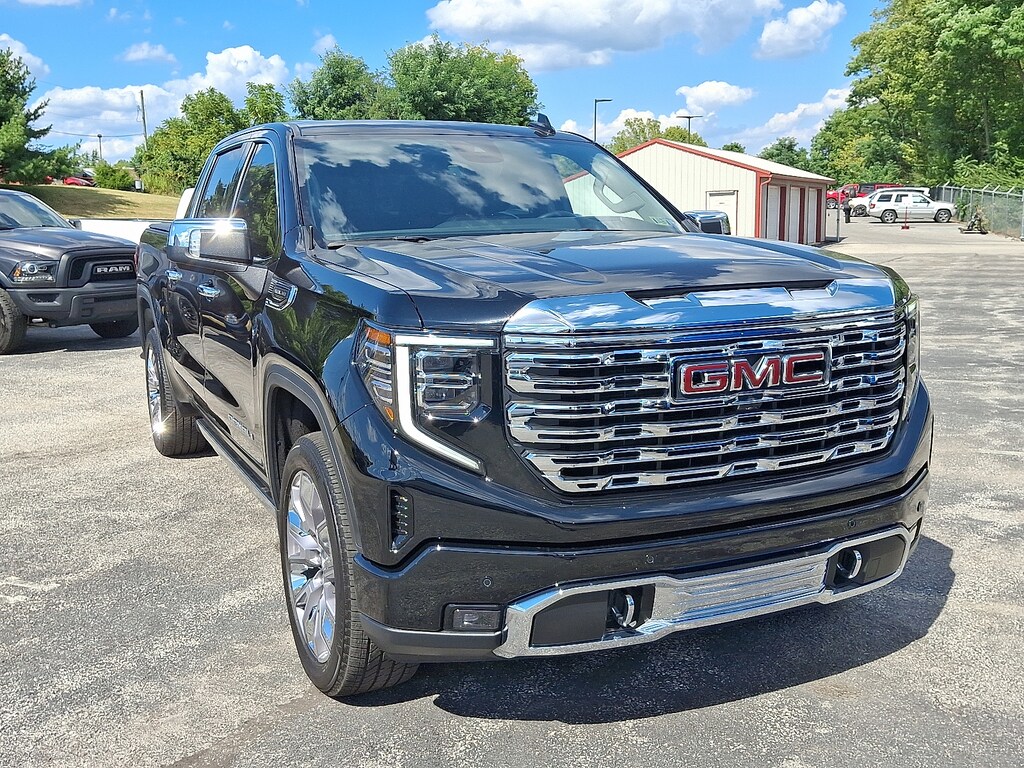 Used 2024 GMC Sierra 1500 4WD Crew Cab Short Box Denali Crew Cab