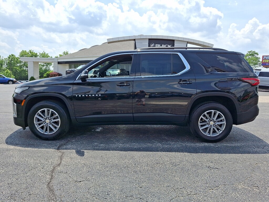 Certified 2022 Chevrolet Traverse AWD LT Cloth Sport Utility
