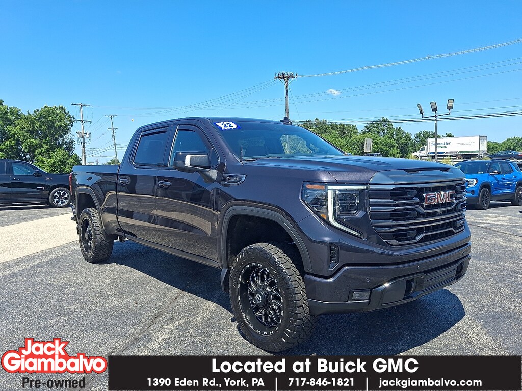Used 2022 GMC Sierra 1500 4WD Crew Cab Standard Box AT4 Crew Cab