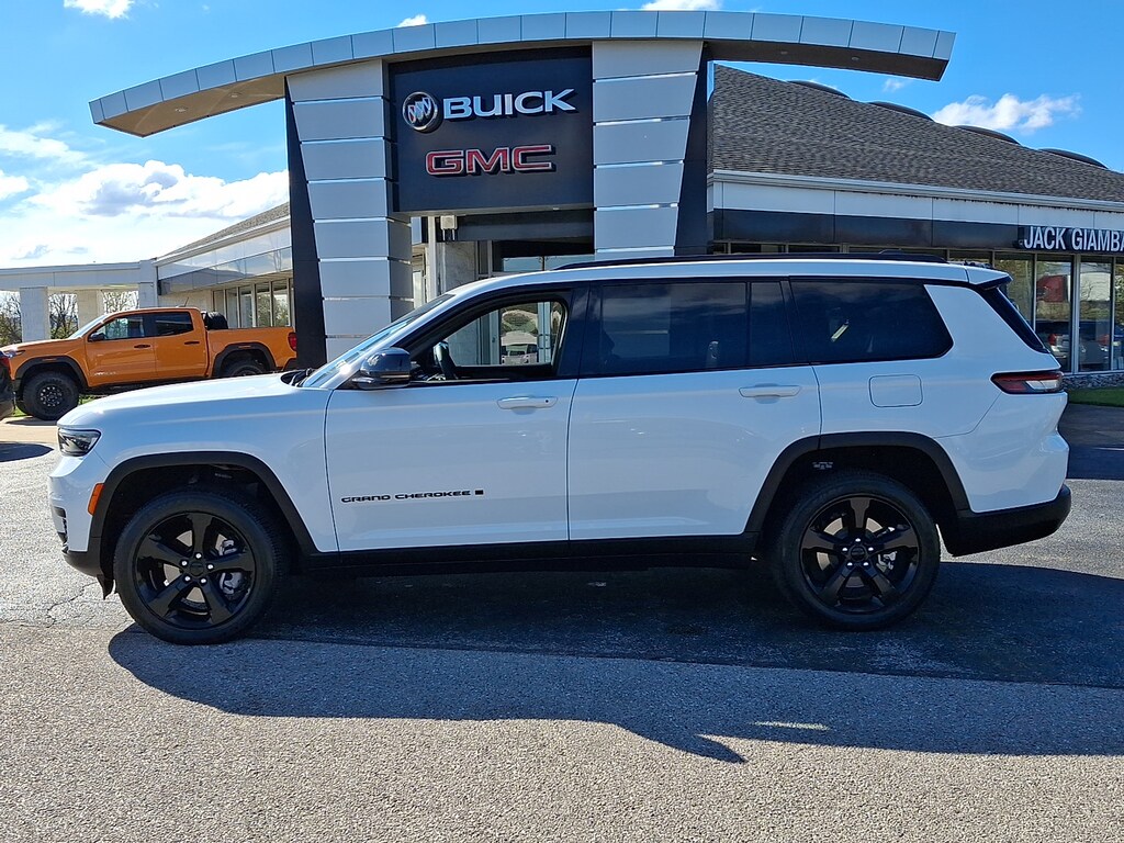 Used 2023 Jeep Grand Cherokee L Altitude X 4x4 Sport Utility