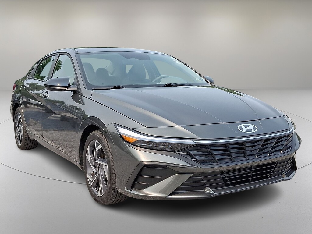 Certified 2025 Hyundai Elantra SEL Sport Sedan
