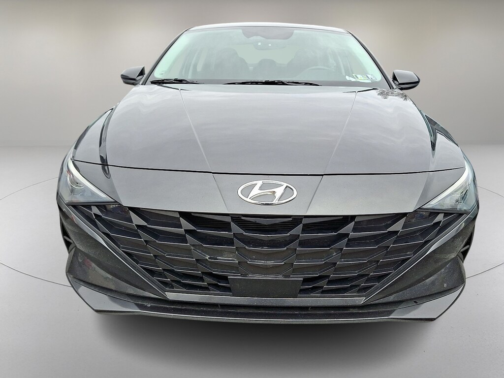 Used 2023 Hyundai Elantra SEL Sedan