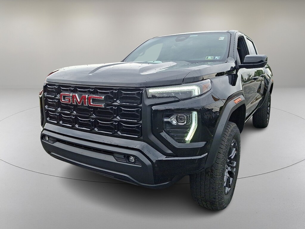 Used 2023 GMC Canyon 4WD Crew Cab Short Box Elevation Crew Cab