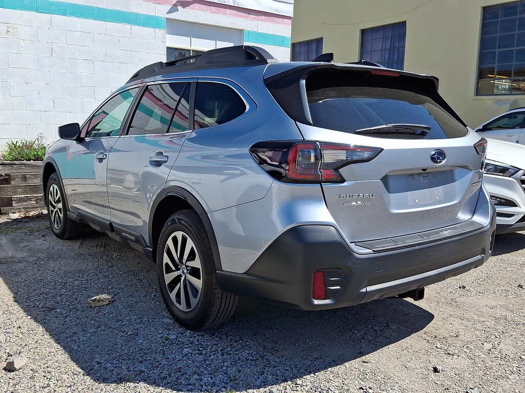 Used 2022 Subaru Outback Premium Sport Utility
