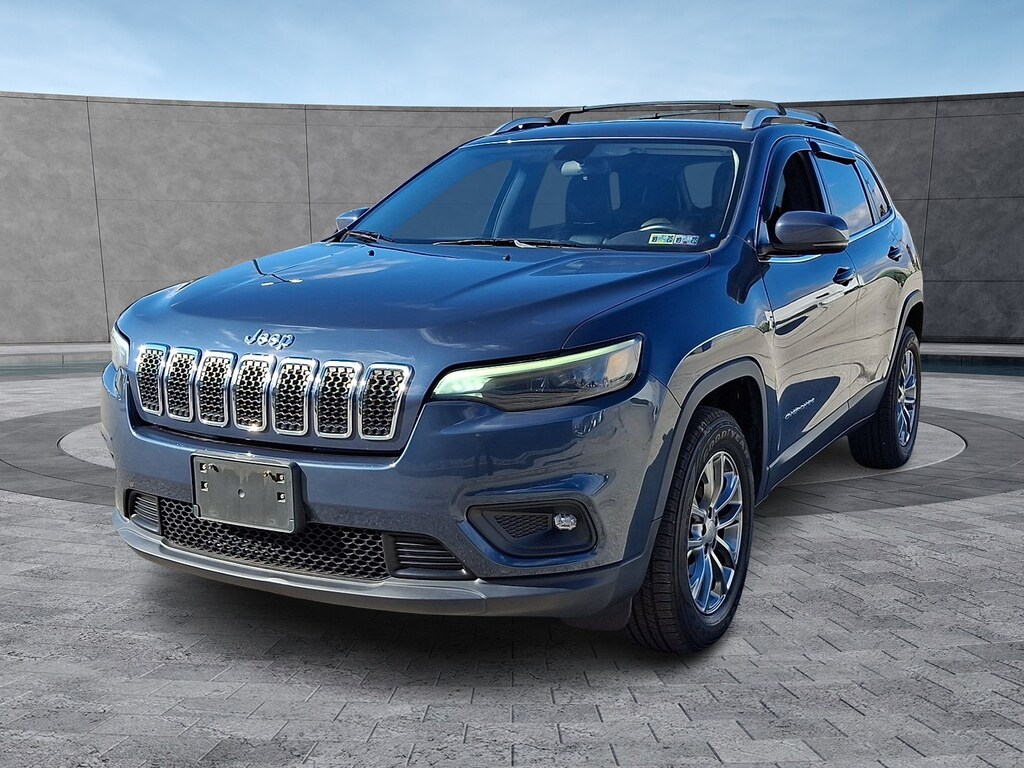 Used 2019 Jeep Cherokee Latitude Plus 4x4 Sport Utility