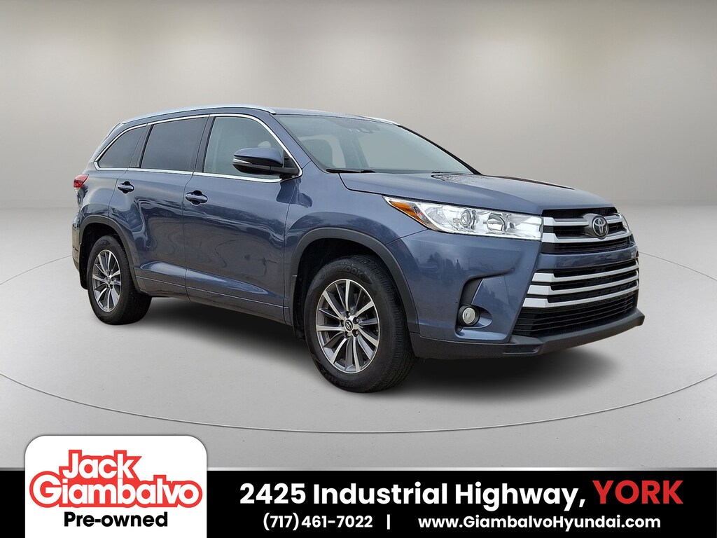 Used 2017 Toyota Highlander XLE Sport Utility