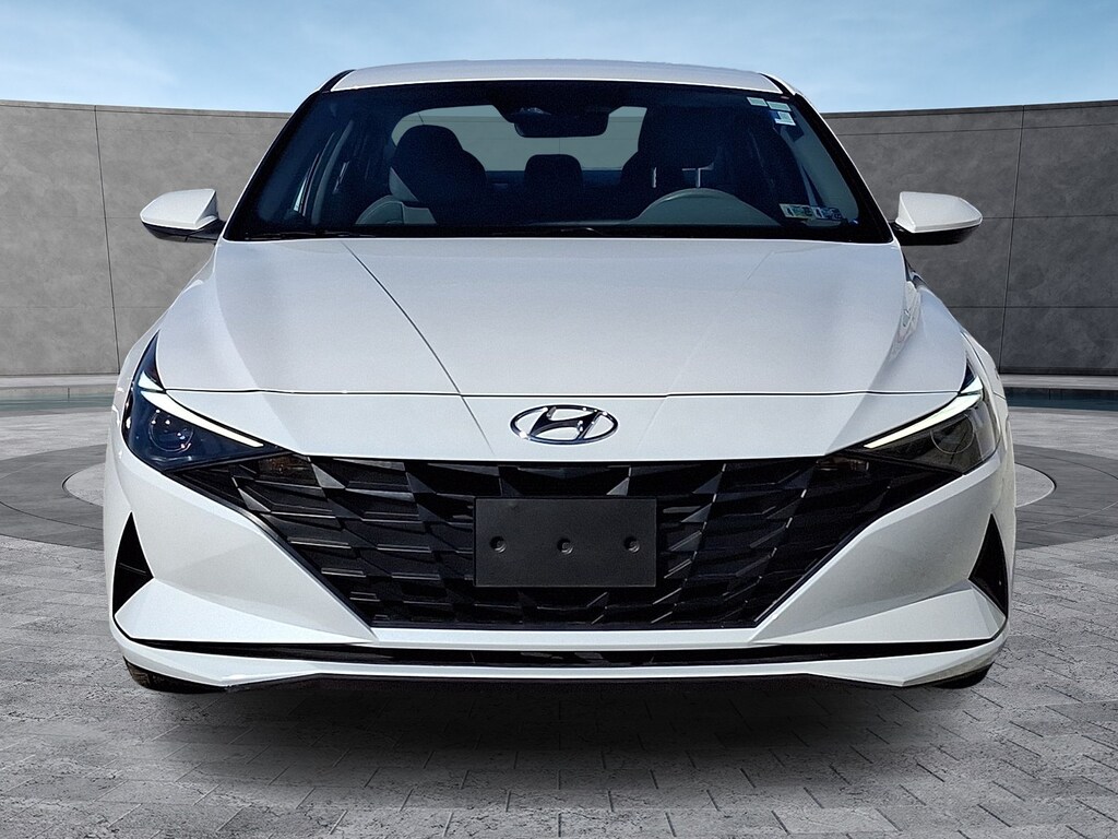 Used 2023 Hyundai Elantra SEL Sedan