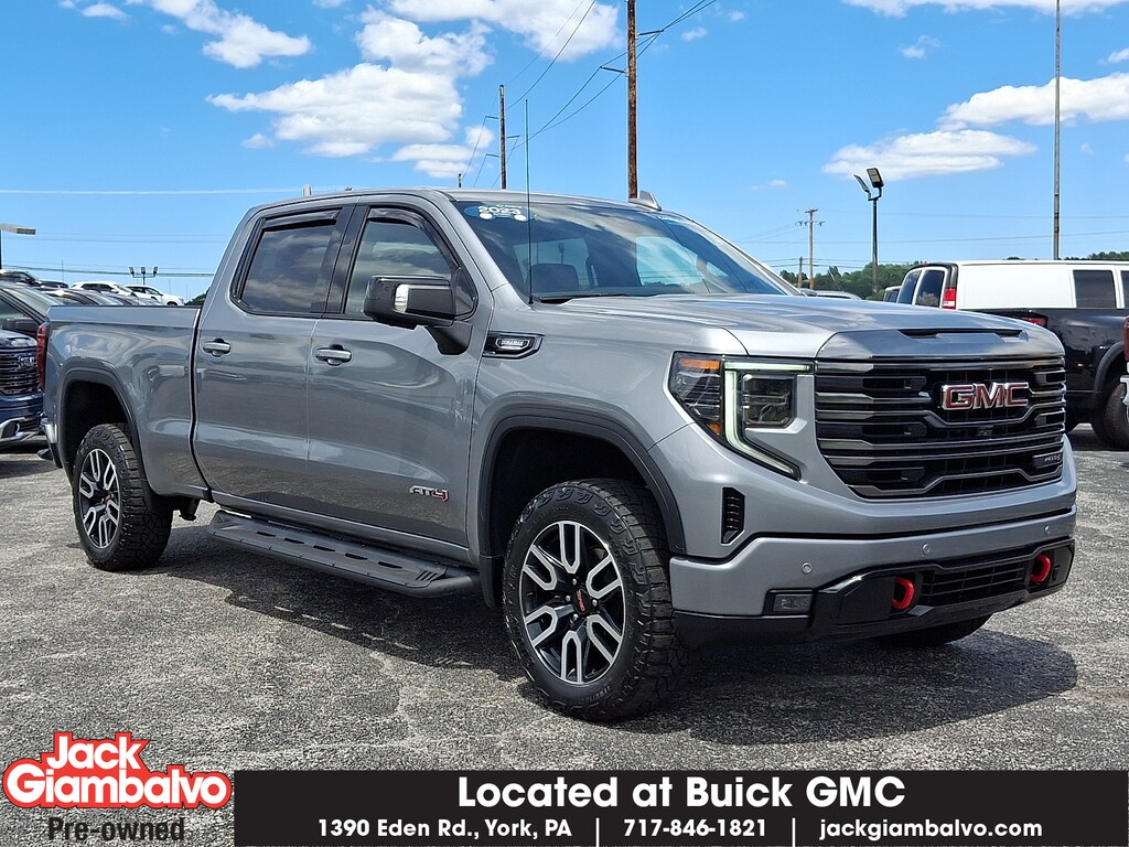 Used 2023 GMC Sierra 1500 4WD Crew Cab Standard Box AT4 Crew Cab