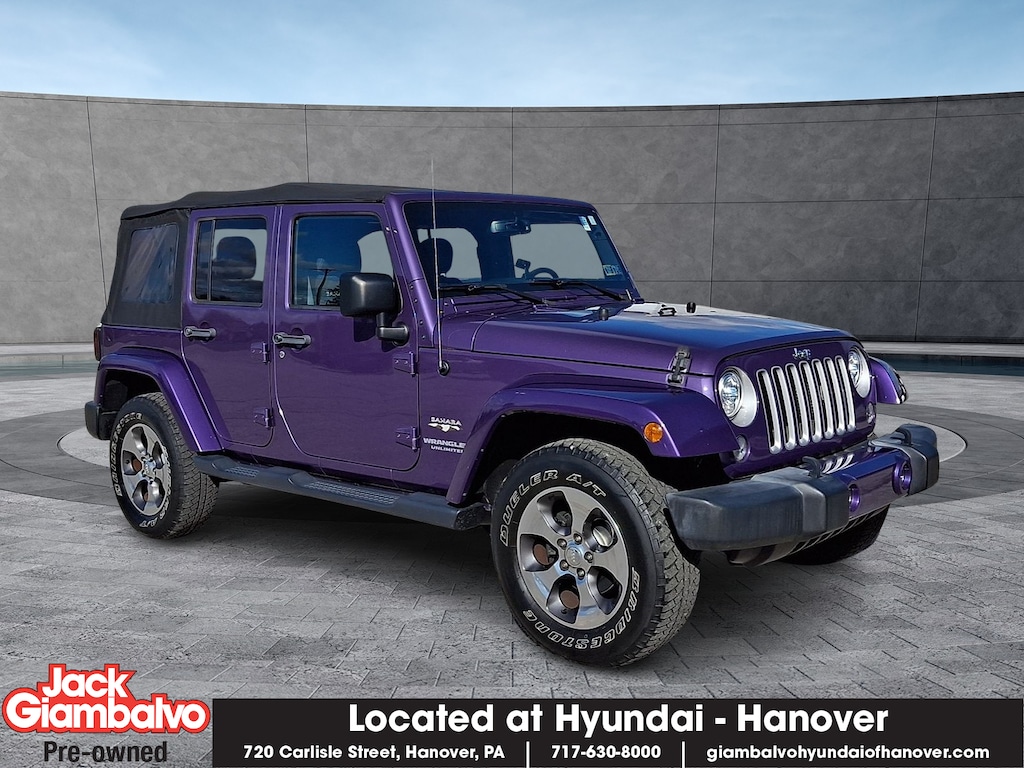 Used 2017 Jeep Wrangler Unlimited Sahara 4x4 Sport Utility