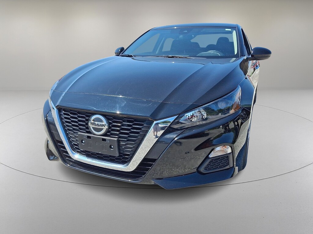 Used 2022 Nissan Altima S FWD Sedan