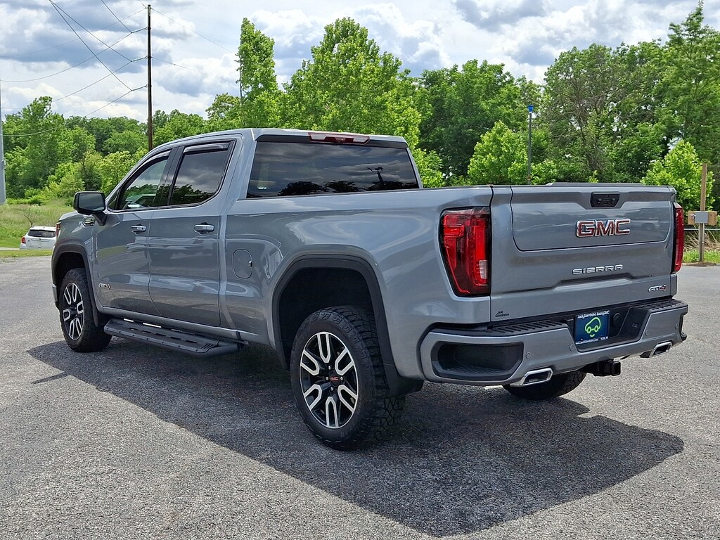 Used 2023 GMC Sierra 1500 4WD Crew Cab Standard Box AT4 Crew Cab