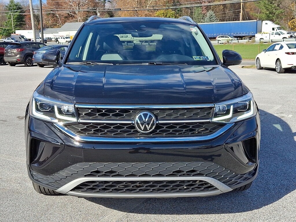 Used 2022 Volkswagen Taos 1.5T SEL Sport Utility