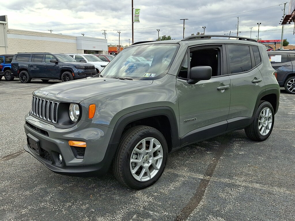 Certified 2022 Jeep Renegade Latitude 4x4 Sport Utility