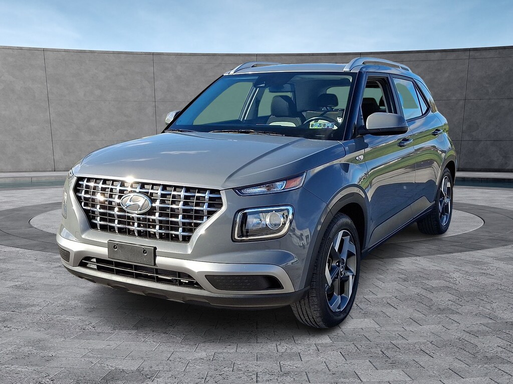 Used 2022 Hyundai Venue SEL Sport Utility