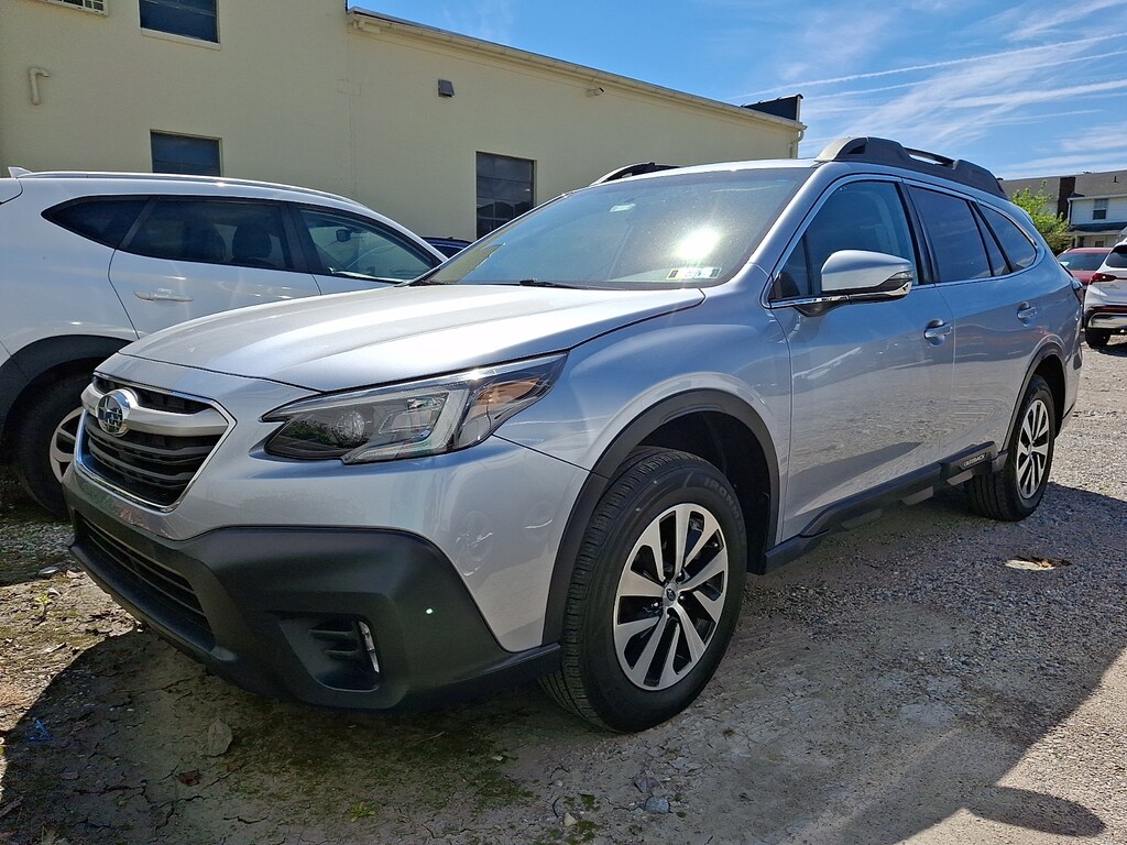 Used 2022 Subaru Outback Premium Sport Utility