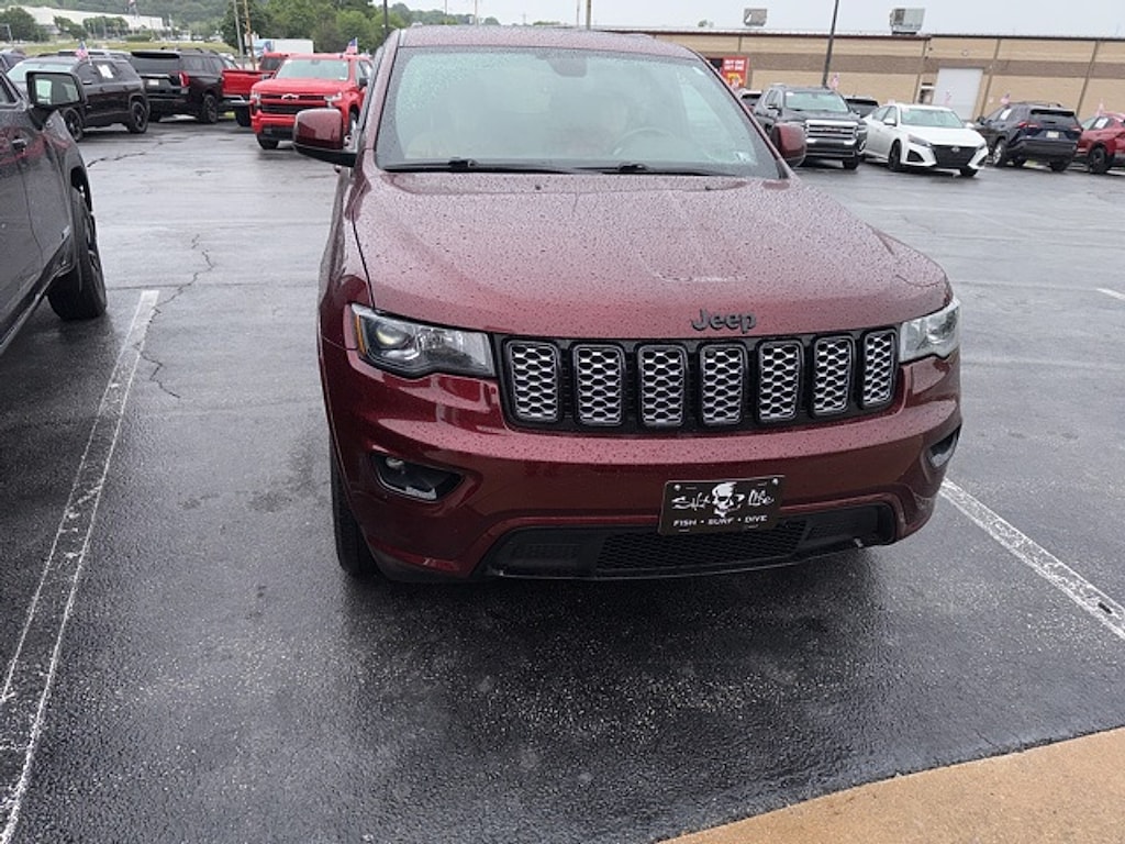 Used 2019 Jeep Grand Cherokee Altitude Sport Utility