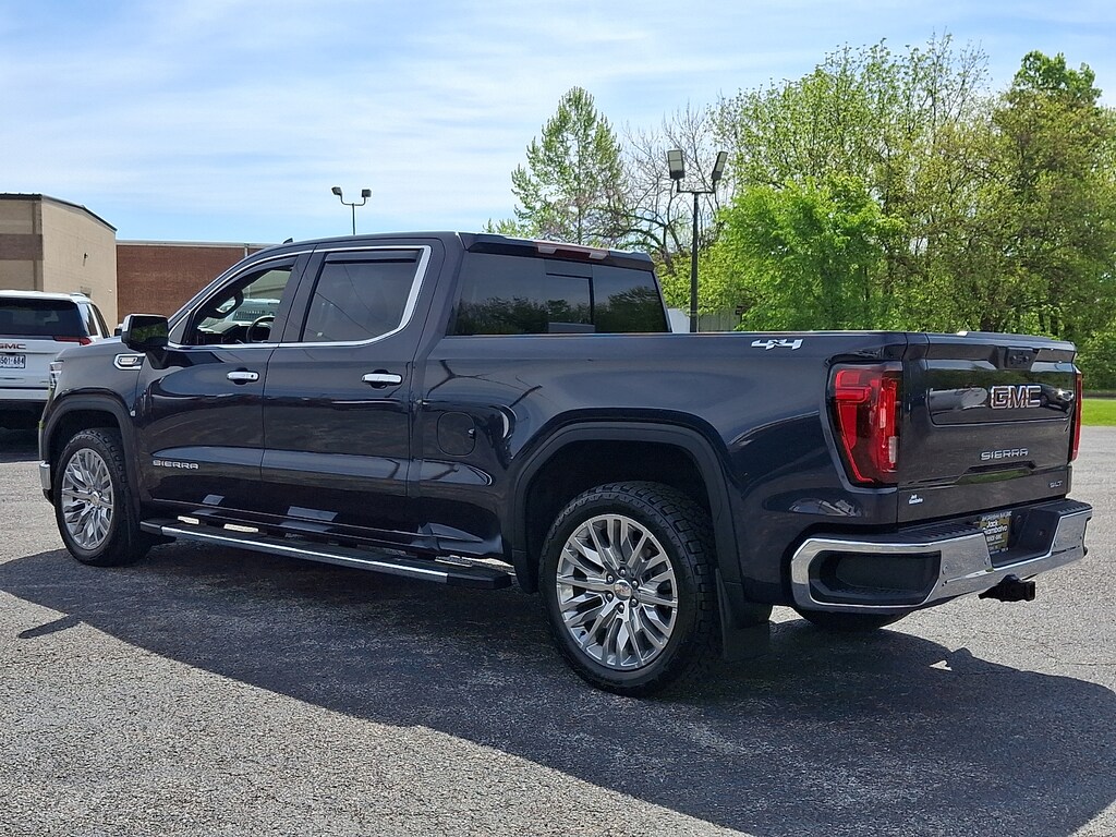 Used 2024 GMC Sierra 1500 4WD Crew Cab Standard Box SLT Crew Cab