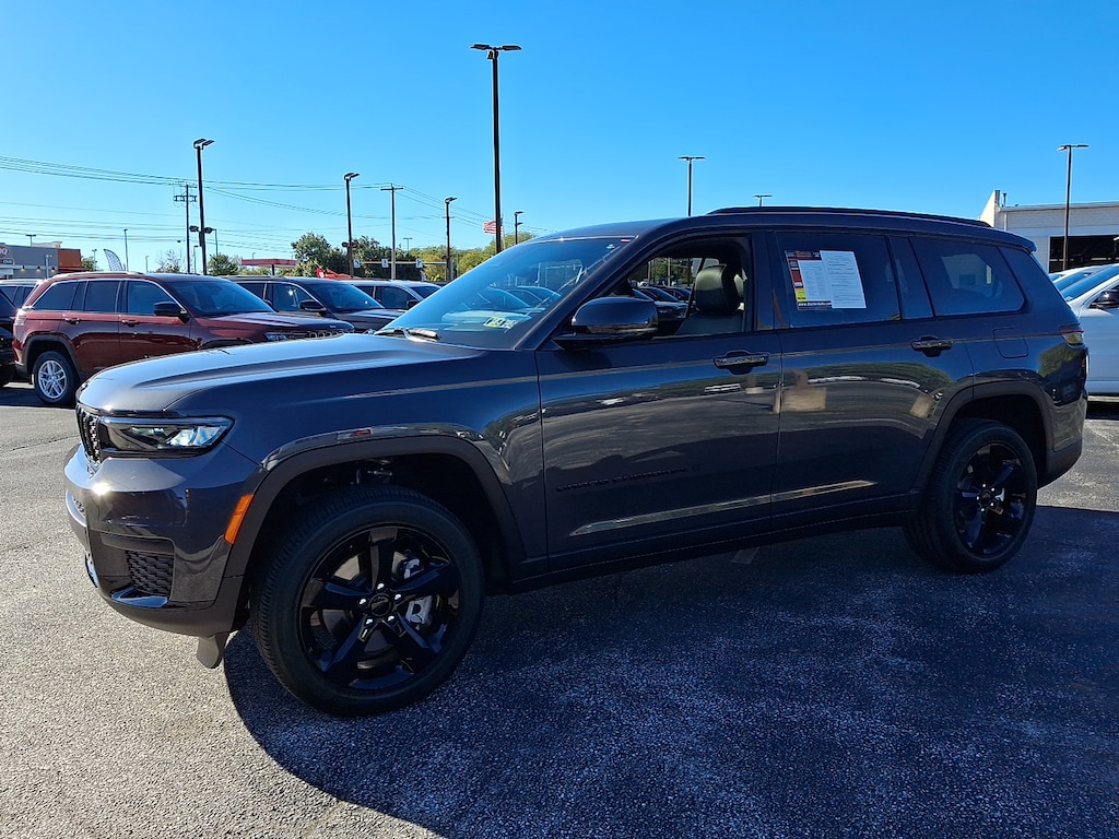 Certified 2025 Jeep Grand Cherokee L Altitude X 4x4 Sport Utility